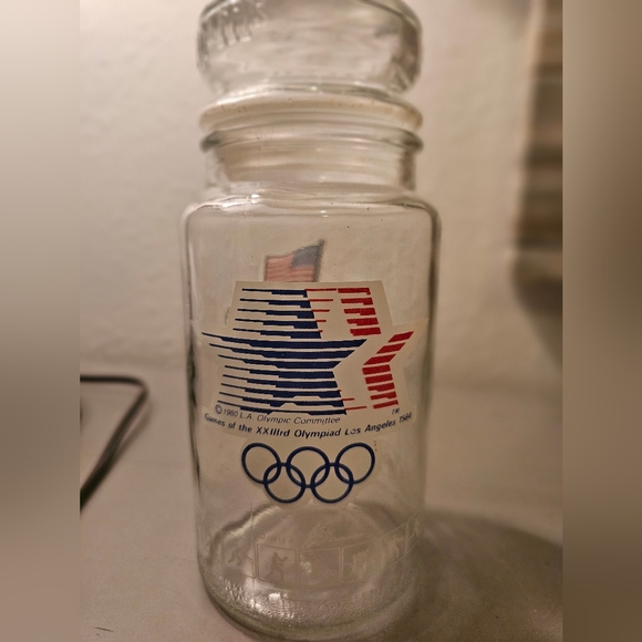 M&M's Mars 1984 L.A. Olympic Games Collectible Glass Jar w/ Lid Vintage 1981 M - Picture 2 of 6